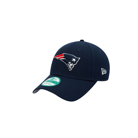 Cappello con visiera curva