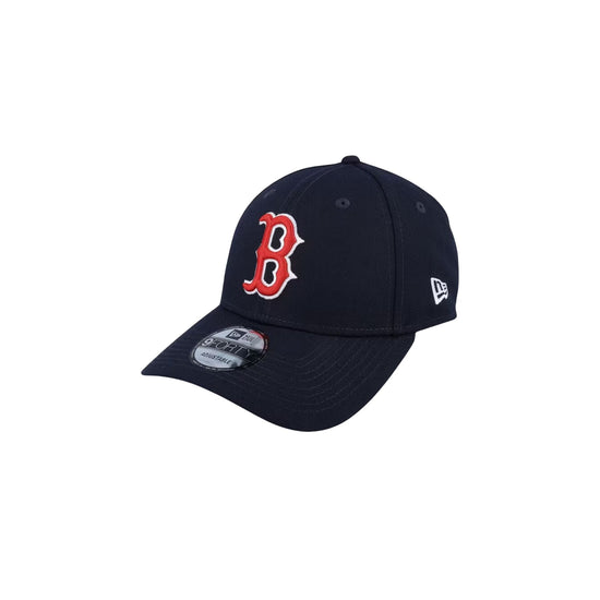 Cappello con visiera curva e B rossa in rilievo