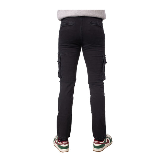 Pantalone Uomo a tinta unita, dal taglio classico, con numerose tasche