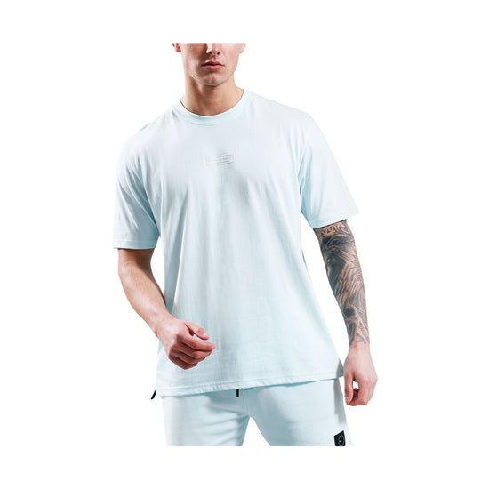 T-shirt con logo in rilievo sul petto