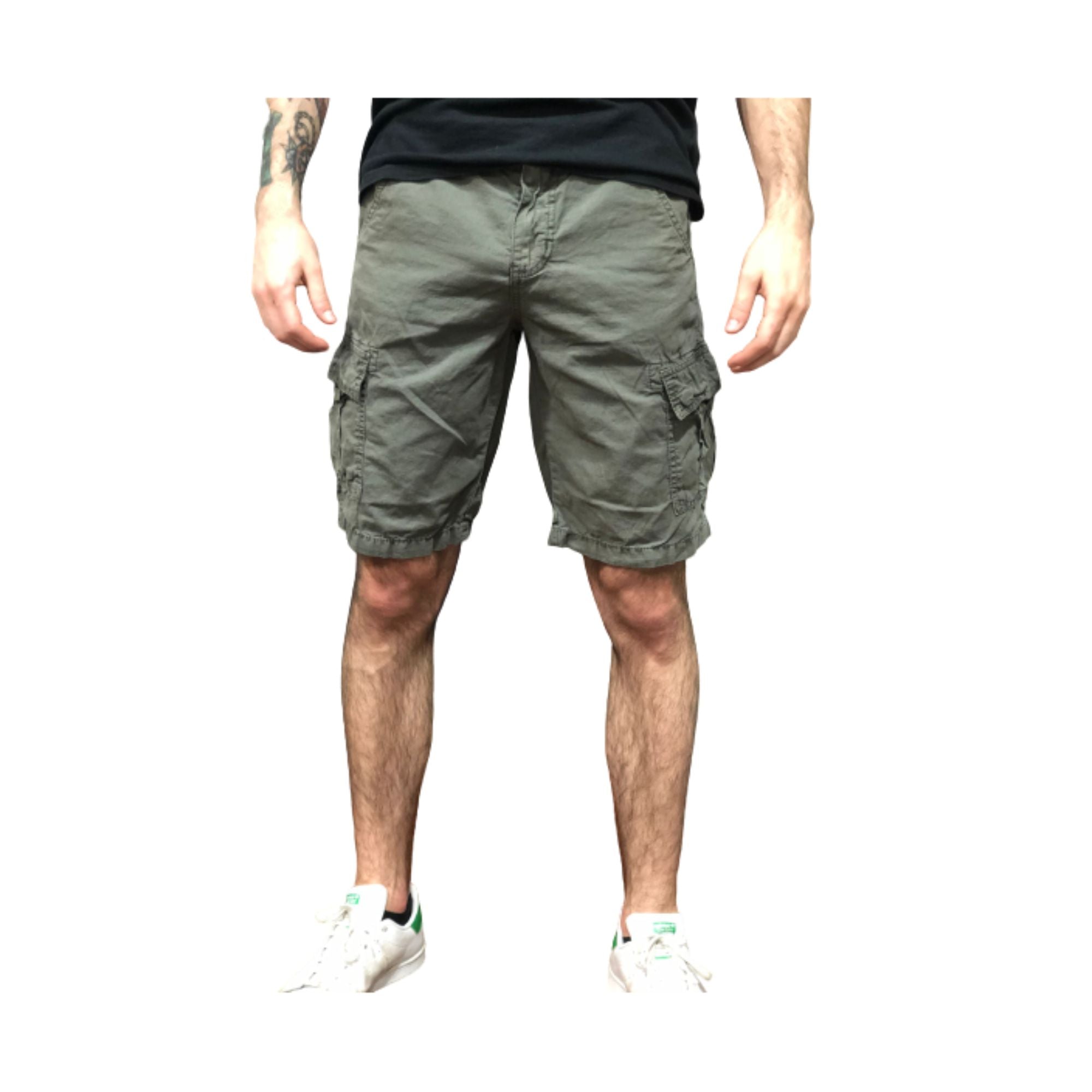 Bermuda Uomo con tasche laterali verde militare